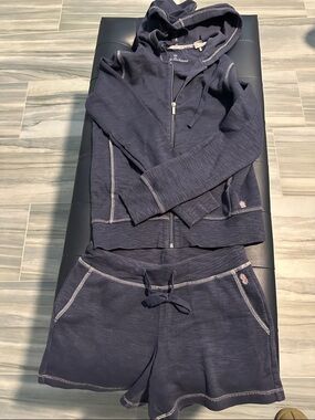 Tommy Bahama Navy Blue Zip Hoodie & Drawstring Shorts Set